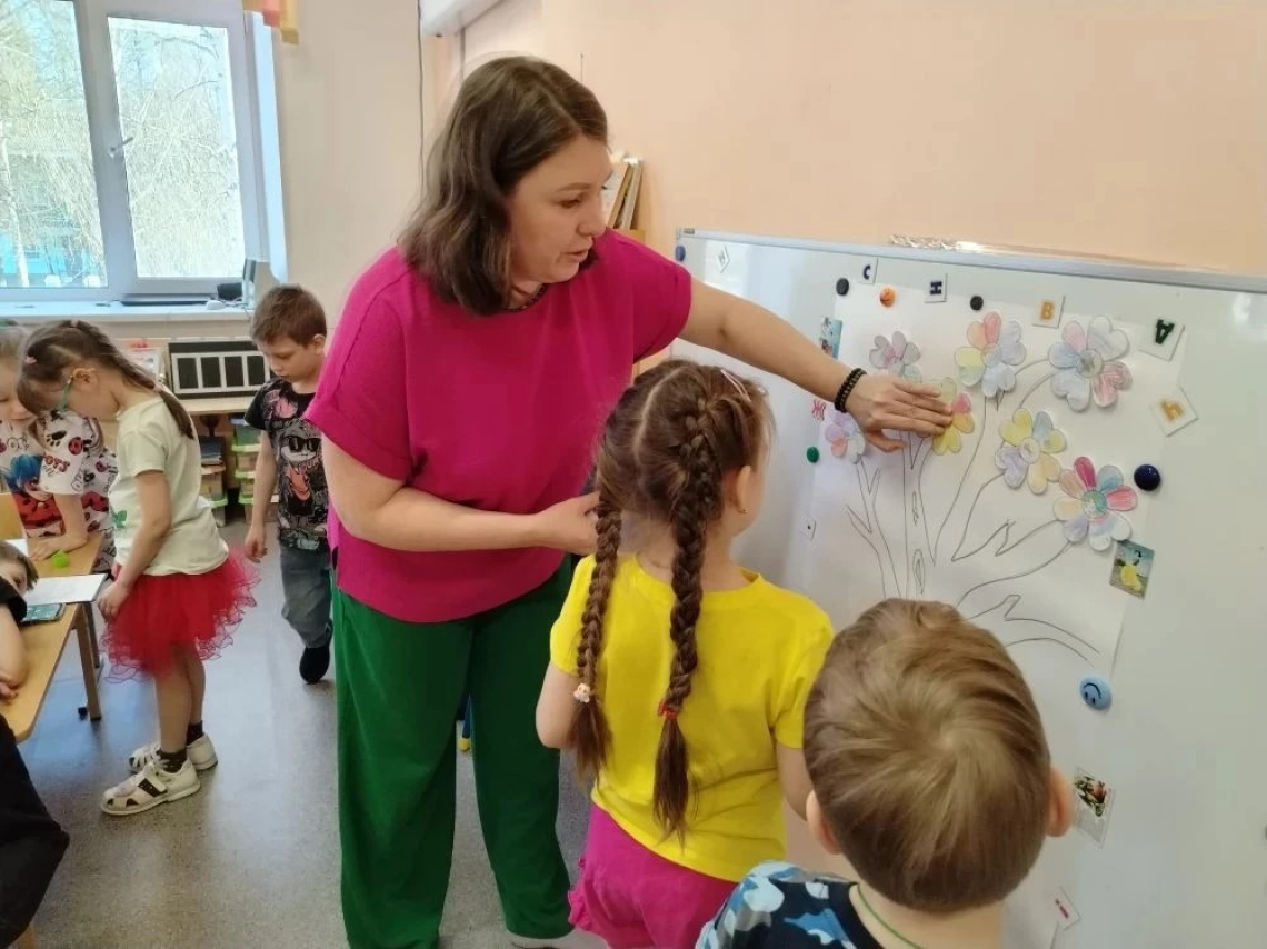 «Неделя психологии»: тренинги для школьников в Московском районе